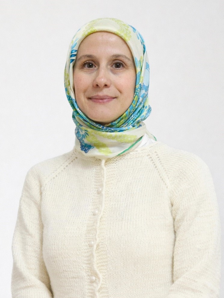 Öğr. Gör. Dr. Esma Küçük